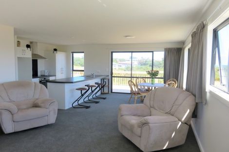 Photo of property in 33 Sunset Drive, Baylys Beach, Dargaville, 0377