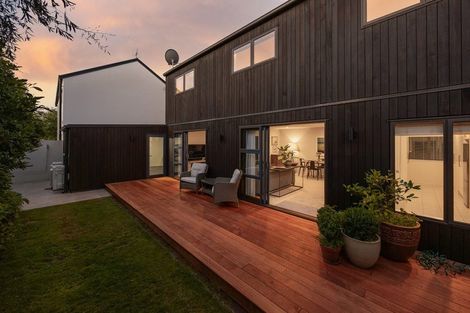 Photo of property in 72 Merivale Lane, Merivale, Christchurch, 8014