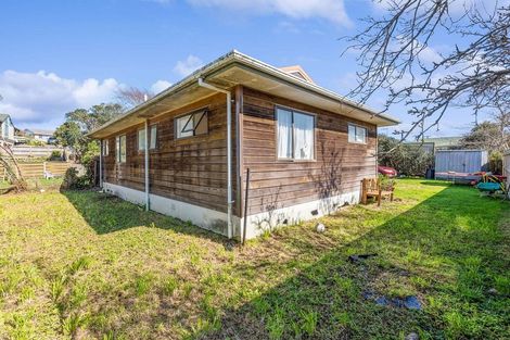 Photo of property in 30 Anaru Street, Raumati Beach, Paraparaumu, 5032