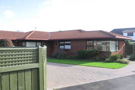 Photo of property in 3 Gregory Close, Palmerston North, 4414
