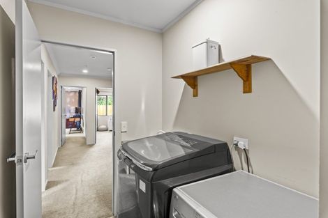 Photo of property in 28 Cottonwood Close, Paraparaumu Beach, Paraparaumu, 5032