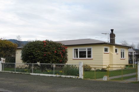 Photo of property in 11 Wadsworth Street, Takaka, 7110