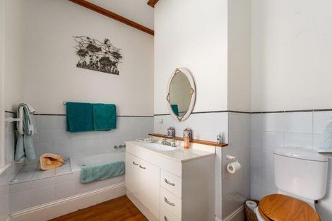 Photo of property in 7 Calico Line, Marton, 4710