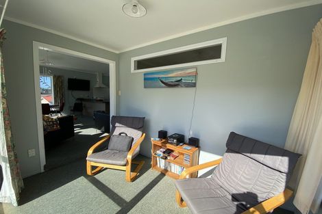 Photo of property in 8 Tainui Street, Mokau, 4376