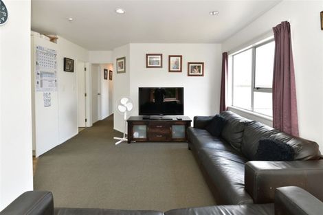 Photo of property in 44b Brian Crescent, Stanmore Bay, Whangaparaoa, 0932