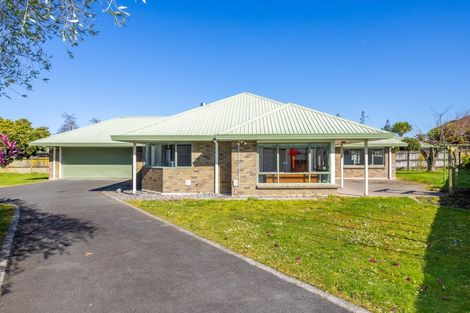 Photo of property in 14 Halcione Close, Flagstaff, Hamilton, 3210