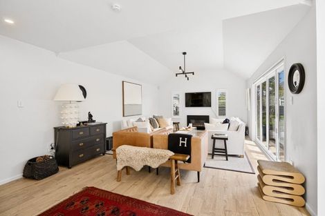 Photo of property in 120 Springfield Road, St Albans, Christchurch, 8014