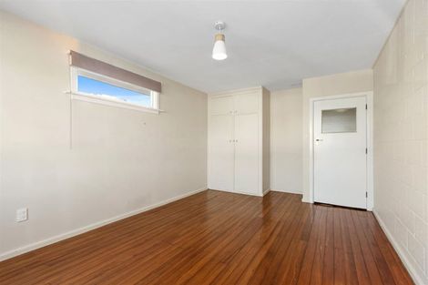 Photo of property in 2/64 Kirkwood Avenue, Upper Riccarton, Christchurch, 8041
