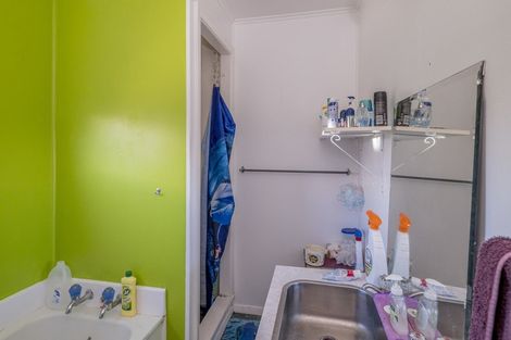 Photo of property in 16 Stout Street, Shannon, 4821