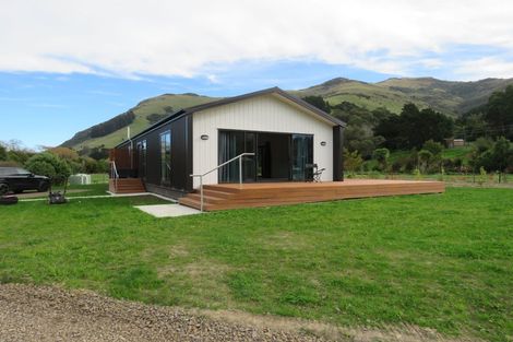 Photo of property in 4165 Christchurch Akaroa Road, Little River, 7591