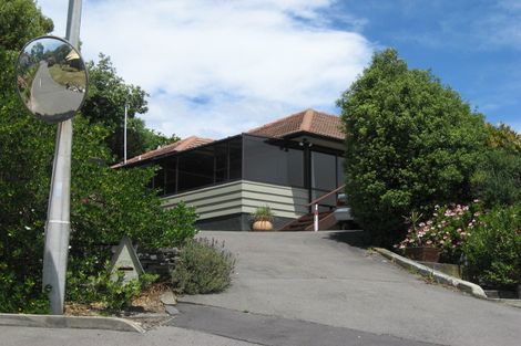 Photo of property in 25 Balmoral Lane, Redcliffs, Christchurch, 8081