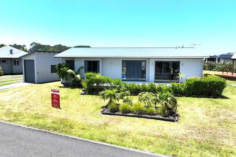 Photo of property in 133 Harbour Drive, Matarangi, Whitianga, 3592