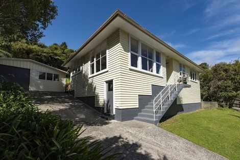 Photo of property in 12 Tobruk Street, Karori, Wellington, 6012