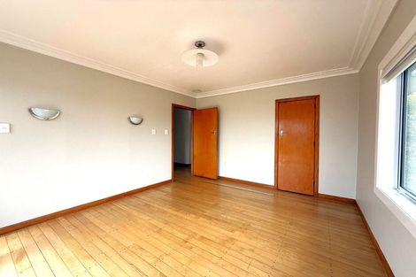 Photo of property in 939 East Coast Road, Torbay, Auckland, 0630