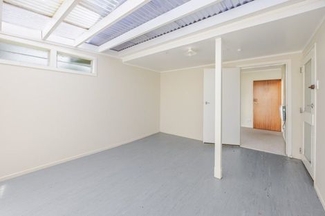 Photo of property in 16 Anderson Road, Taradale, Napier, 4112