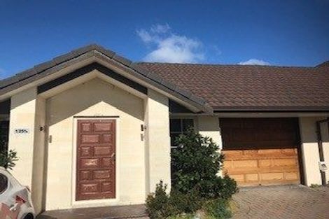 Photo of property in 251a Hill Road, The Gardens, Auckland, 2105