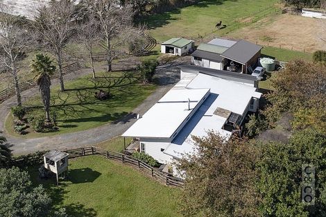 Photo of property in 2246 State Highway 16, Helensville, 0875