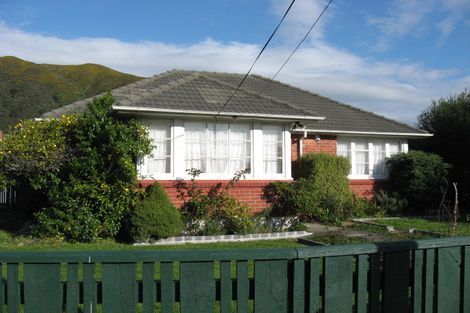 Photo of property in 27 Galway Street, Waterloo, Lower Hutt, 5011