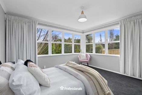 Photo of property in 21 Kennedy Grove, Stokes Valley, Lower Hutt, 5019