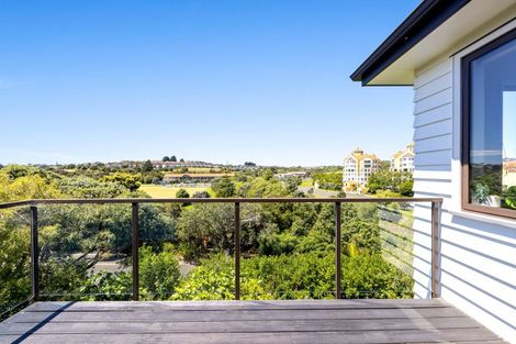 Photo of property in 3 Bella Vista Drive, Gulf Harbour, Whangaparaoa, 0930