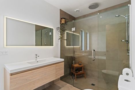 Photo of property in 3 Wheat Street, Jacks Point, Queenstown, 9371