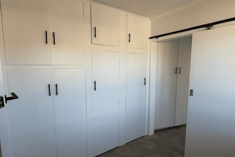 Photo of property in 61 Larnoch Road, Henderson, Auckland, 0610