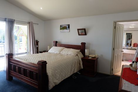 Photo of property in 26 Kimihia Road, Huntly, 3700