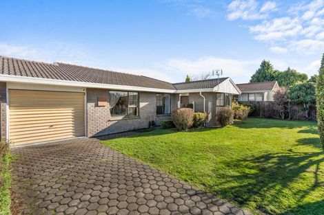 Photo of property in 2/136 Middlepark Road, Sockburn, Christchurch, 8042
