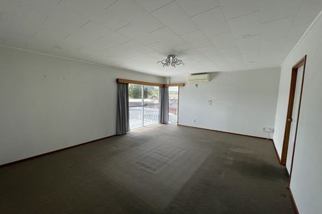 Photo of property in 14b Pipitea Place, Massey, Auckland, 0614