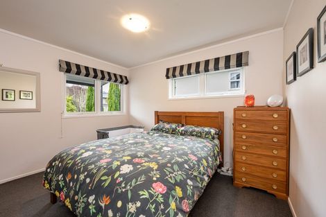 Photo of property in 52 Grays Road, Plimmerton, Porirua, 5026