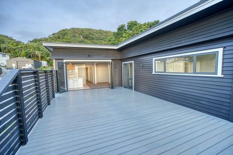 Photo of property in 125 Main South Road, Karoro, Greymouth, 7805