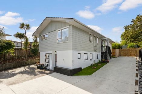 Photo of property in 6 Waari Avenue, Sunnyvale, Auckland, 0612