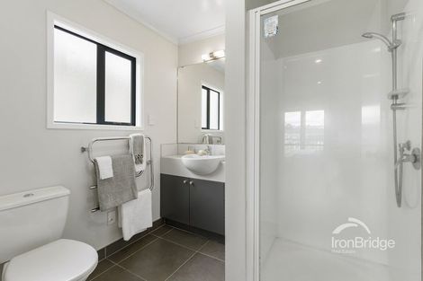 Photo of property in 97 Fields Parade, Oteha, Auckland, 0632