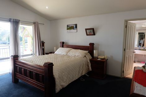Photo of property in 26 Kimihia Road, Huntly, 3700