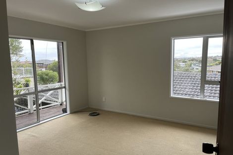 Photo of property in 1 Himalaya Crescent, Lynfield, Auckland, 1042