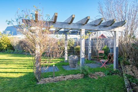 Photo of property in 40 Church Street, Oxford, 7430