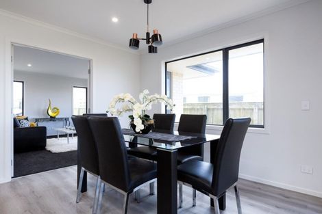 Photo of property in 4 Ellesmere Avenue, Bell Block, New Plymouth, 4312