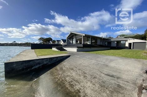 Photo of property in 62 The Terrace, Herald Island, Auckland, 0618
