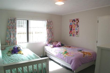 Photo of property in 7 Peter Button Place, Johnsonville, Wellington, 6037