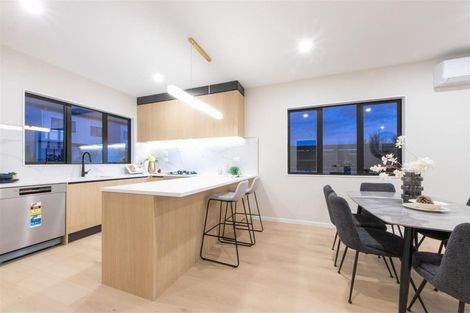 Photo of property in 4 Greenbrier Street, Westgate, 0814