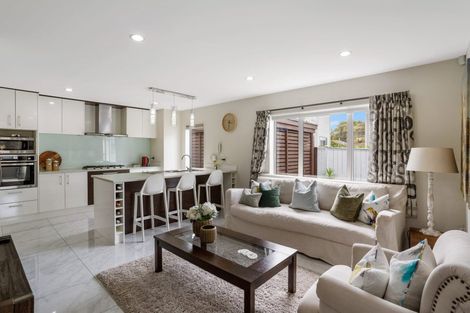 Photo of property in 126c Wellington Street, Howick, Auckland, 2014