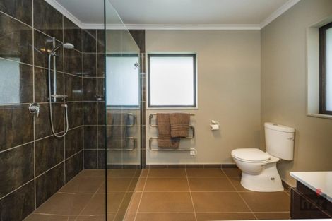 Photo of property in 92 Mount Taylor Drive, Feilding, 4775