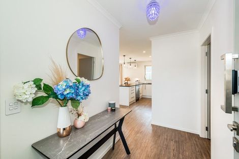 Photo of property in 7 Kikorangi Way, Paraparaumu, 5032