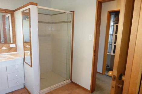 Photo of property in 32 Checketts Avenue, Halswell, Christchurch, 8025