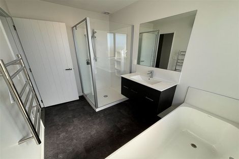 Photo of property in 10 Applegrove Crescent, Belfast, Christchurch, 8051