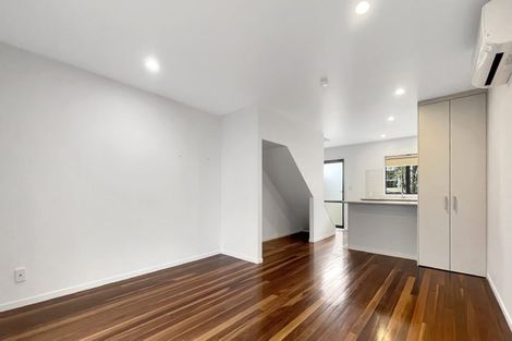 Photo of property in 111h Church Street, Onehunga, Auckland, 1061