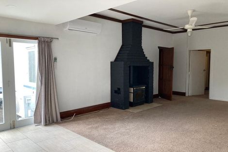 Photo of property in 22 Royston Street, Rosehill, Papakura, 2113