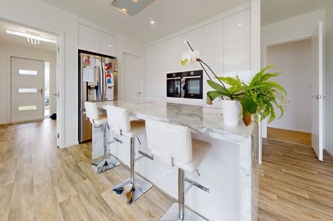 Photo of property in 33 Surrey Road, Springvale, Whanganui, 4501