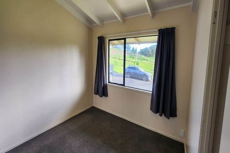 Photo of property in 39a Awhiorangi Promenade, Swanson, Auckland, 0816