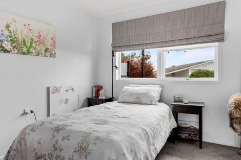 Photo of property in 10 Green Place, Richmond Heights, Taupo, 3330